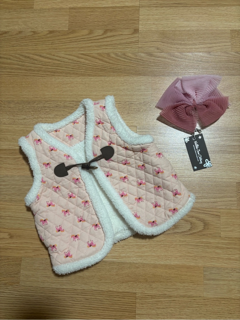 “Matilda Jane” reversible vest size 4 with brand new matching bow